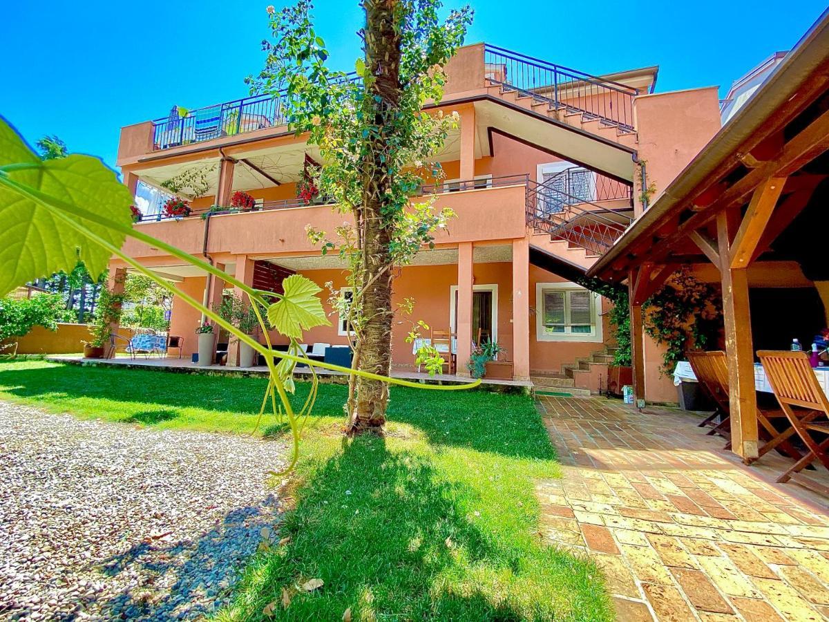 Apartments Tajana Novigrad  Luaran gambar