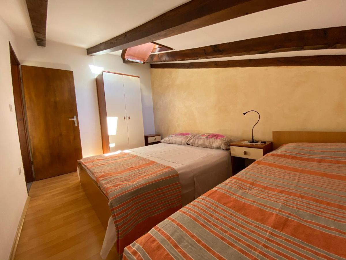 Apartments Tajana Novigrad  Luaran gambar