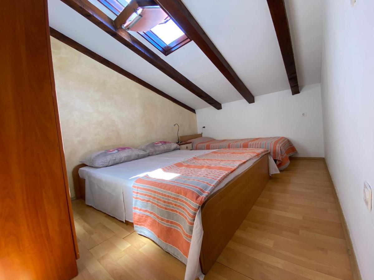 Apartments Tajana Novigrad  Luaran gambar